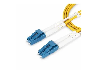 Startech 15m (49.2ft) LC to LC (UPC) OS2 Single Mode Duplex Fiber Optic Cable, 9/125?m, Laser Optimized, 10G, Bend Insensitive, Low Insertion Loss - LSZH Fiber Patch Cord (SMDOS2LCLC15M) - Patch kabel - jednoduchý režim LC/UPC (M) do jednoduchý režim LC/U