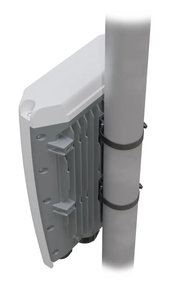MikroTik CRS504-4XQ-OUT, Cloud Router switch