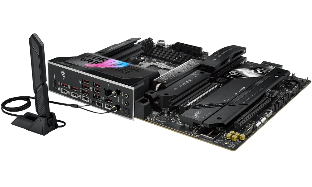 OPRAVENÉ - ASUS ROG STRIX X870E-E GAMING WIFI X870E AM5 4x DDR5 HDMI M.2 USB4 WIFI ATX